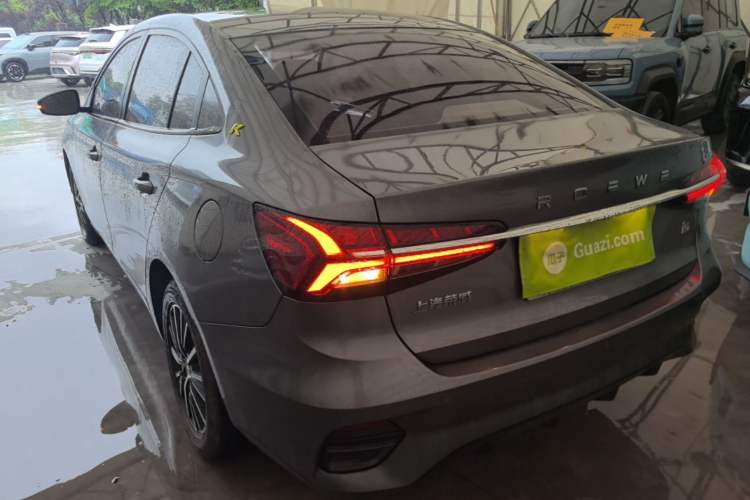 Used Roewe i5 2021 1.5L Manual Platinum Edition Rear Left 45 Deg