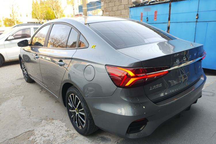 Used Roewe i5 2021 1.5L CVT Platinum Edition Rear Left 45 Deg