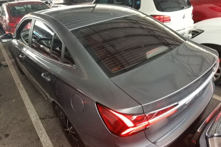 Used Roewe i5 2021 1.5L CVT Diamond Edition Rear Left 45 Deg