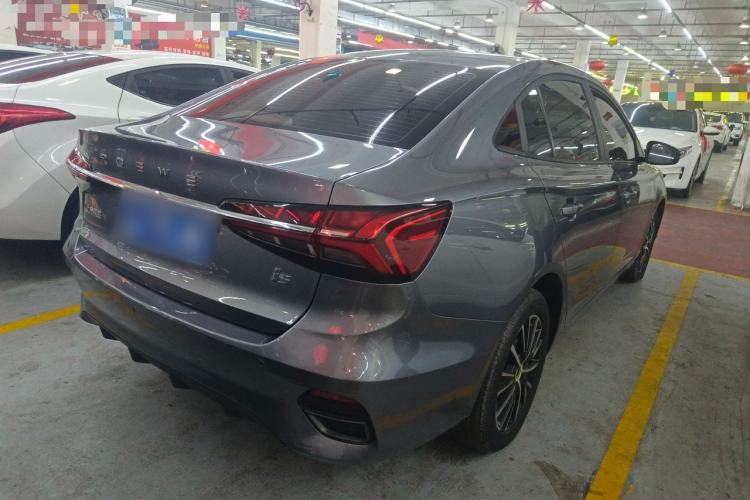 Used Roewe i5 2021 1.5L Manual Platinum Edition Rear Right 45 Deg