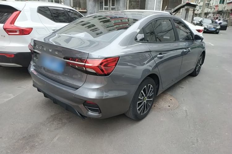 Used Roewe i5 2021 1.5L CVT Platinum Edition Rear Right 45 Deg