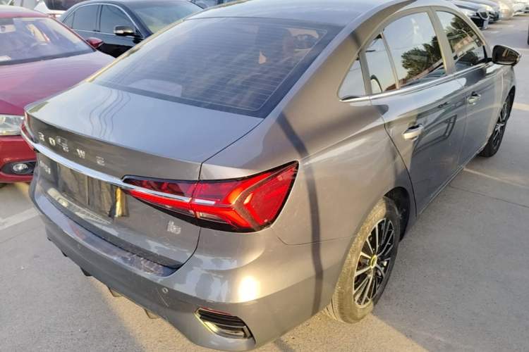 Used Roewe i5 2021 1.5L CVT Diamond Edition Rear Right 45 Deg