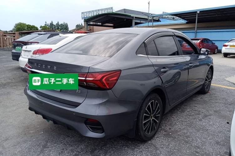 Used Roewe i5 2021 Revised Version 1.5L CVT Diamond Edition Rear Right 45 Deg