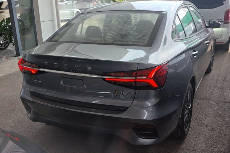 Used Roewe i5 2021 1.5L CVT Platinum Edition Rear Right 45 Deg