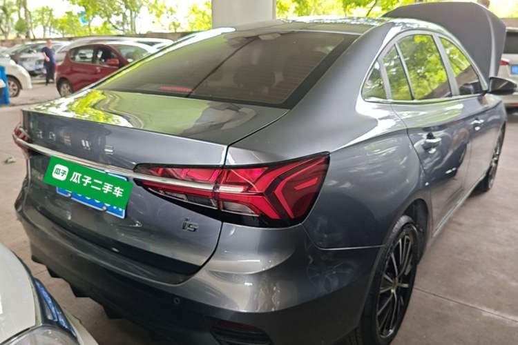 Used Roewe i5 2021 1.5L Manual Platinum Edition Rear Right 45 Deg