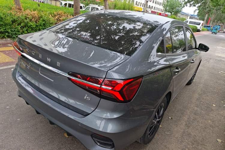Used Roewe i5 2021 1.5L CVT Diamond Edition Rear Right 45 Deg
