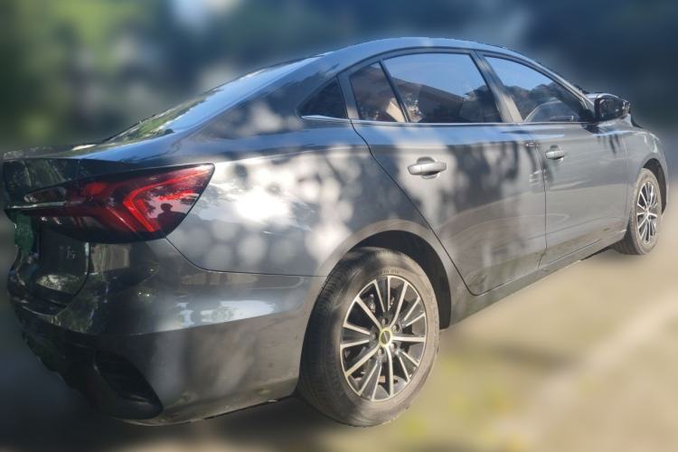 Used Roewe i5 2021 1.5L CVT Diamond Edition Rear Right 45 Deg