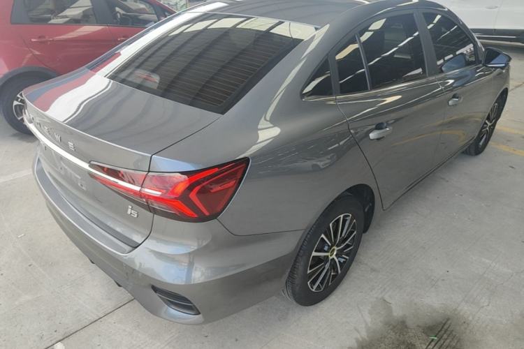 Used Roewe i5 2021 1.5L CVT Diamond Edition Rear Right 45 Deg