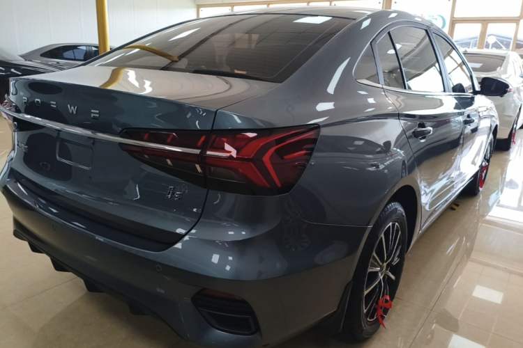 Used Roewe i5 2021 1.5L CVT Diamond Edition Rear Right 45 Deg