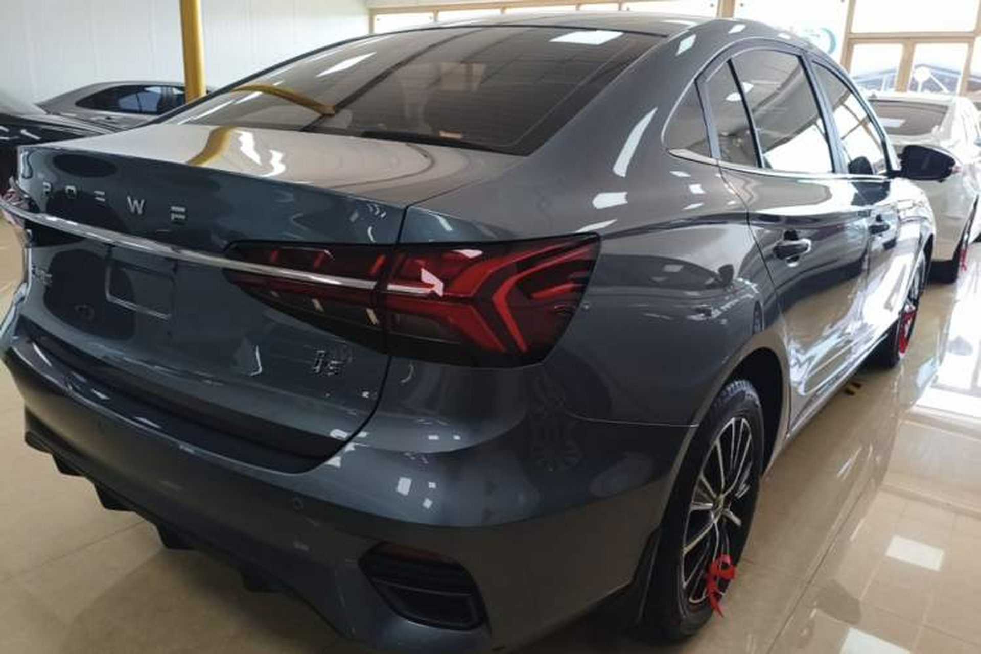 Used Roewe i5 2021 1.5L CVT Diamond Edition Rear Right 45 Deg