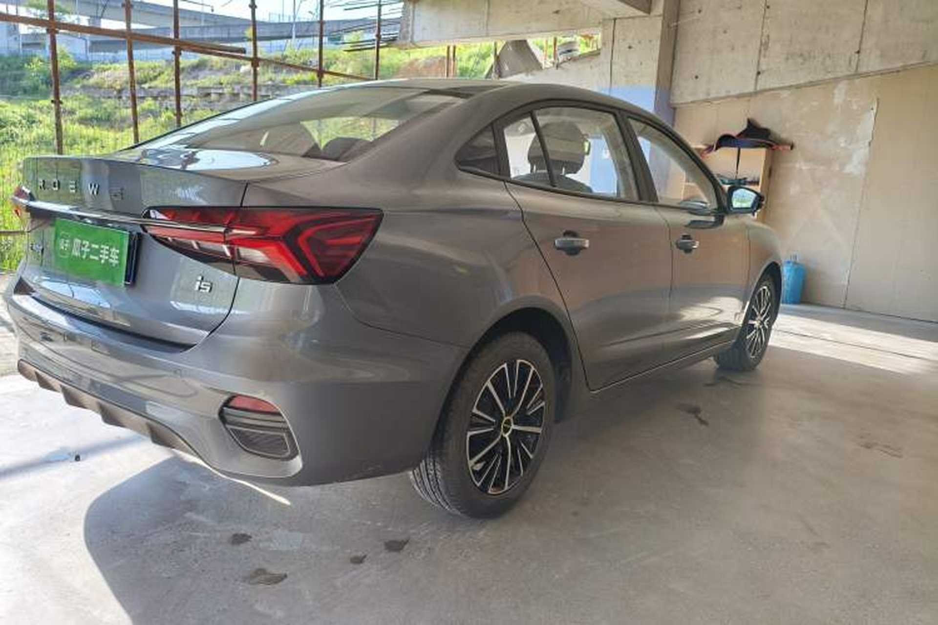Used Roewe i5 2021 1.5L Manual Platinum Edition Rear Right 45 Deg
