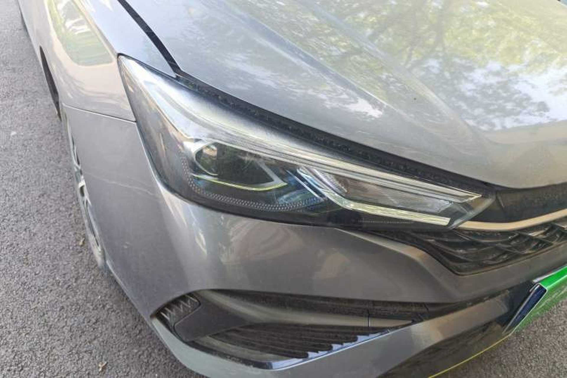 Used Roewe i5 2021 Revised Version 1.5L CVT Diamond Edition Right Front Headlight