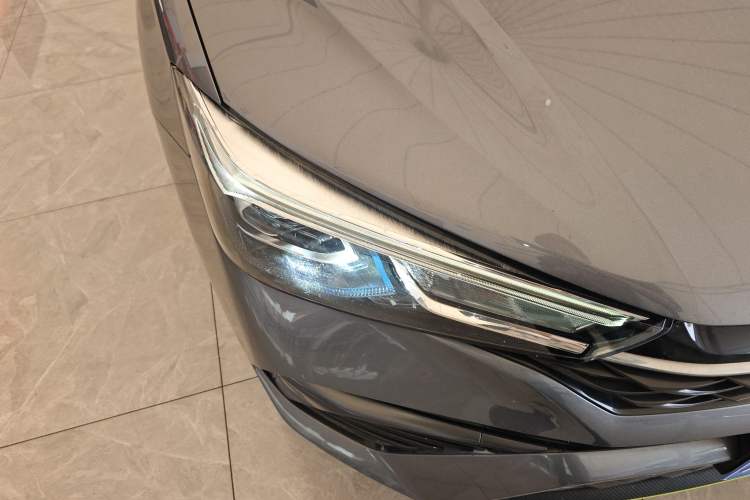 Used Roewe i5 2021 1.5L Manual Diamond Edition Right Front Headlight