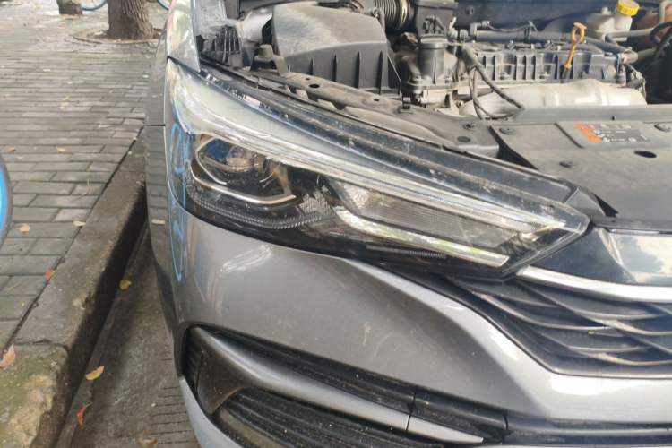 Used Roewe i5 2021 1.5L Manual Platinum Edition Right Front Headlight