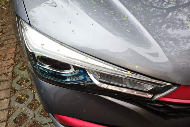 Used Roewe i5 2021 1.5L CVT Diamond Edition Right Front Headlight