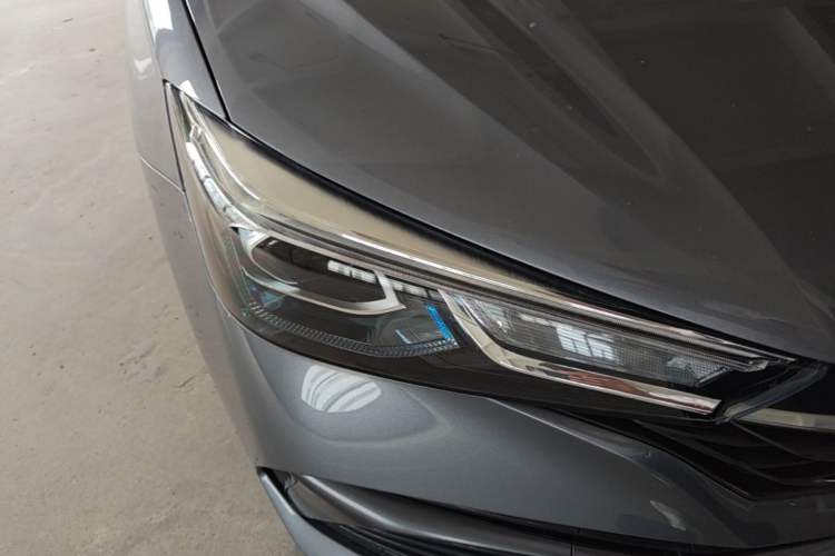 Used Roewe i5 2021 1.5L CVT Diamond Edition Right Front Headlight