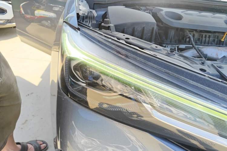 Used Roewe i5 2021 1.5L CVT Diamond Edition Right Front Headlight
