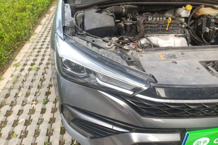 Used Roewe i5 2021 1.5L Manual Platinum Edition Right Front Headlight
