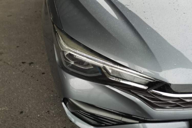 Used Roewe i5 2021 1.5L CVT Diamond Edition Right Front Headlight