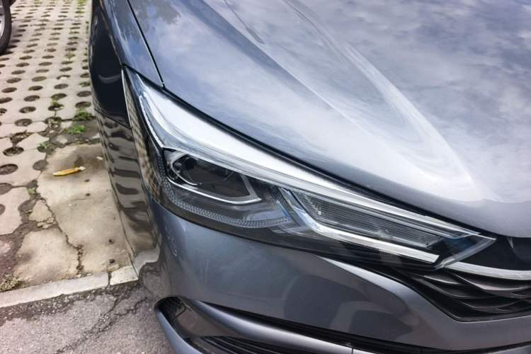 Used Roewe i5 2021 1.5L CVT Platinum Edition Right Front Headlight