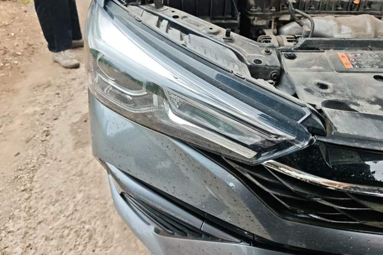 Used Roewe i5 2021 1.5L CVT Platinum Edition Right Front Headlight