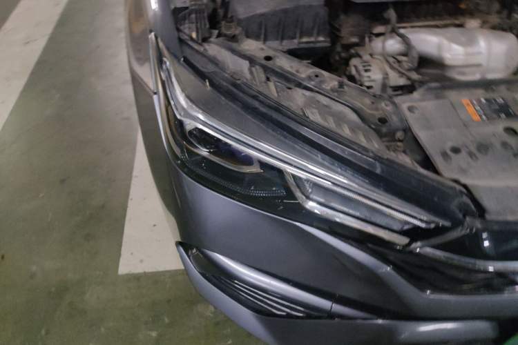 Used Roewe i5 2021 1.5L CVT Diamond Edition Right Front Headlight