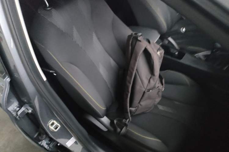 Used Roewe i5 2021 1.5L Manual Platinum Edition Right Front Seat
