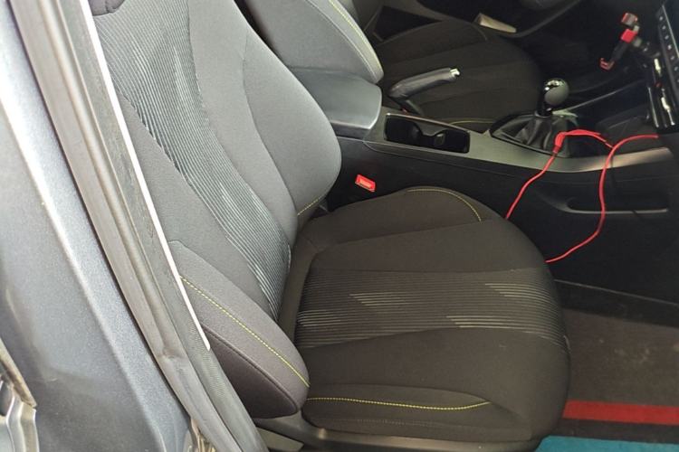 Used Roewe i5 2021 1.5L Manual Platinum Edition Right Front Seat