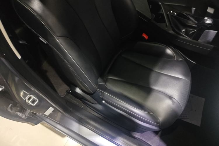 Used Roewe i5 2021 1.5L CVT Diamond Edition Right Front Seat