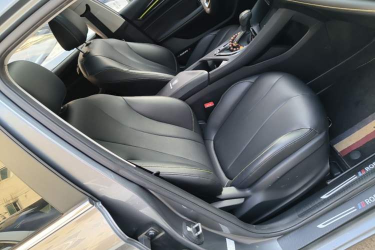 Used Roewe i5 2021 1.5L CVT Starry Edition Right Front Seat