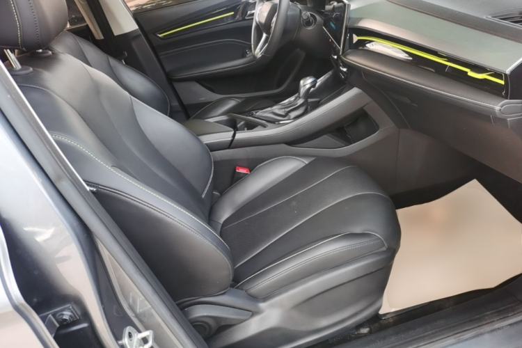 Used Roewe i5 2021 1.5L CVT Diamond Edition Right Front Seat
