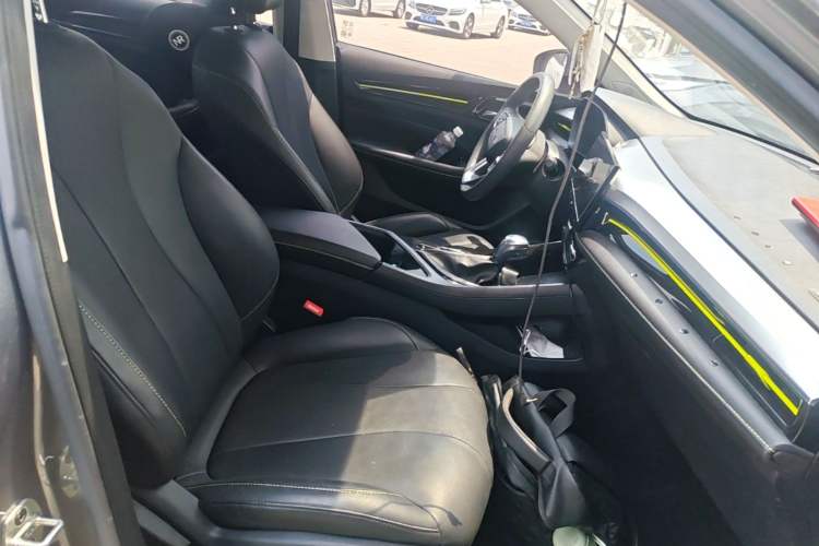 Used Roewe i5 2021 1.5L CVT Diamond Edition Right Front Seat