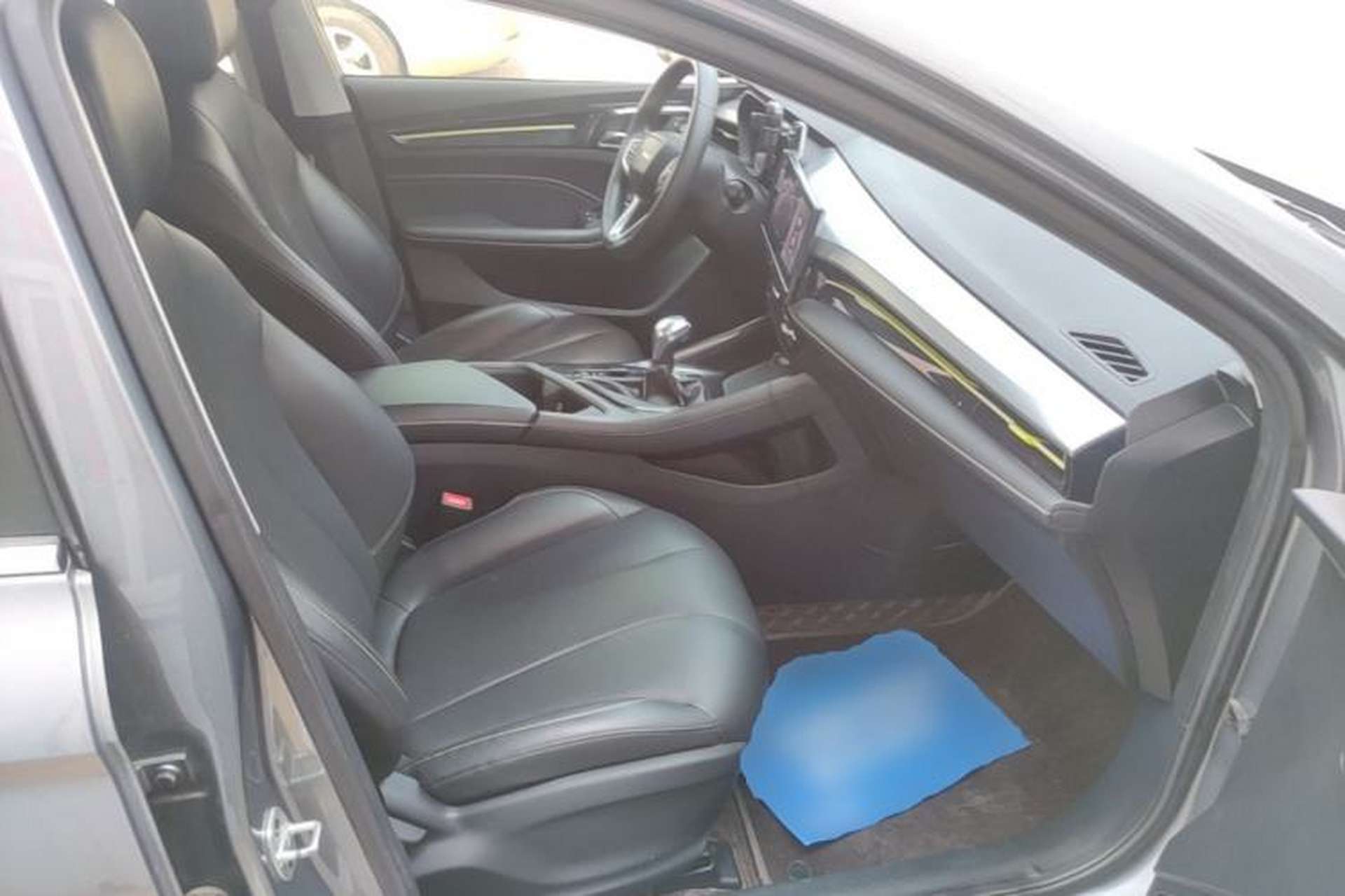 Used Roewe i5 2021 1.5L CVT Diamond Edition Right Front Seat