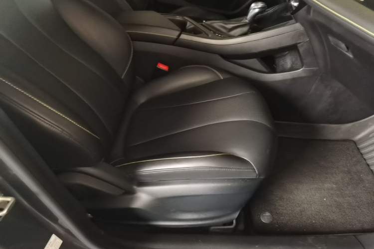 Used Roewe i5 2021 1.5L CVT Diamond Edition Right Front Seat