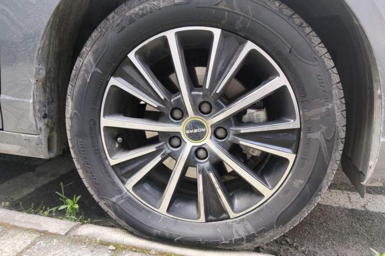 Used Roewe i5 2021 1.5L CVT Platinum Edition Right Front Wheel Hub