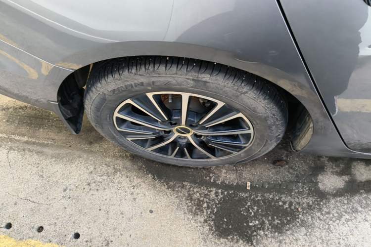 Used Roewe i5 2021 1.5L CVT Starry Edition Right Rear Wheel Hub
