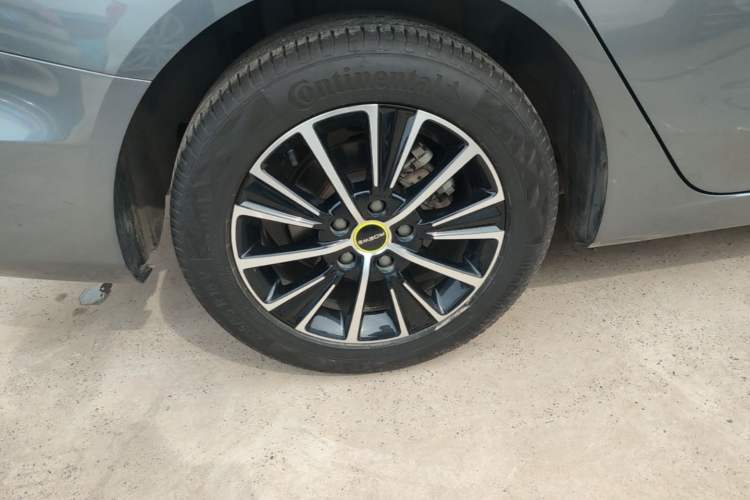 Used Roewe i5 2021 1.5L CVT Starry Edition Right Rear Wheel Hub
