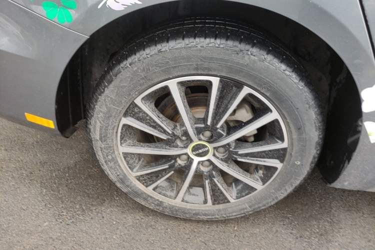 Used Roewe i5 2021 1.5L Manual Diamond Edition Right Rear Wheel Hub