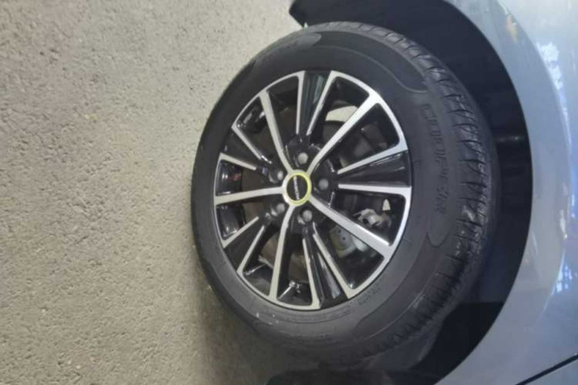 Used Roewe i5 2021 1.5L CVT Starry Edition Right Rear Wheel Hub