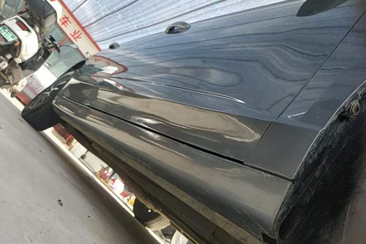 Used Roewe i5 2021 1.5L CVT Starry Edition Right Side Sill