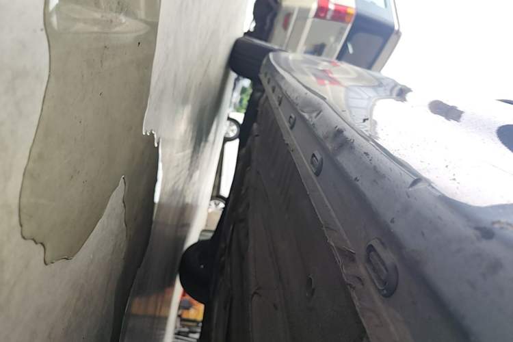 Used Roewe i5 2021 1.5L CVT Diamond Edition Right Side Sill