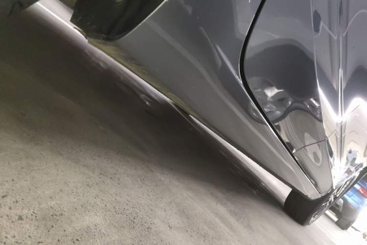 Used Roewe i5 2021 1.5L CVT Diamond Edition Right Side Sill