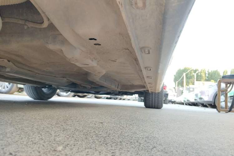 Used Roewe i5 2021 1.5L CVT Diamond Edition Right Side Sill