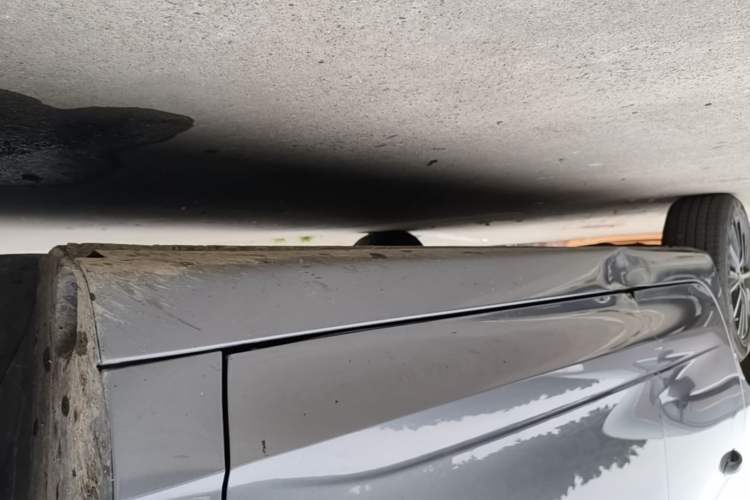 Used Roewe i5 2021 1.5L CVT Diamond Edition Right Side Sill