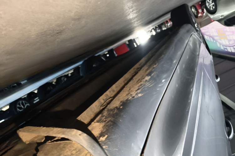Used Roewe i5 2021 1.5L CVT Diamond Edition Right Side Sill