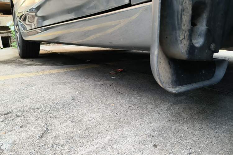 Used Roewe i5 2021 1.5L CVT Starry Edition Right Side Sill
