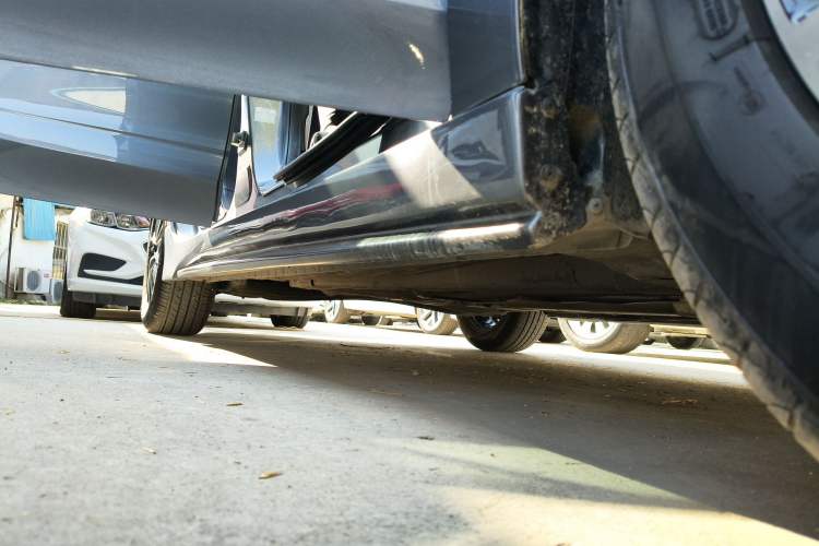 Used Roewe i5 2021 1.5L CVT Platinum Edition Right Side Sill