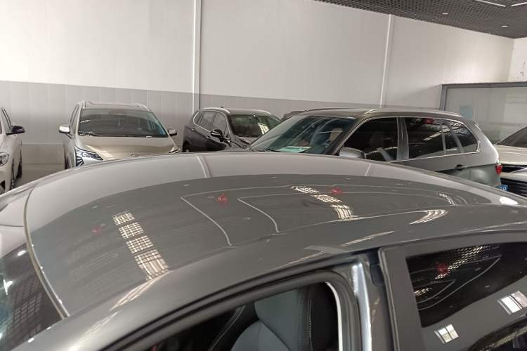 Used Roewe i5 2021 1.5L Manual Platinum Edition Roof