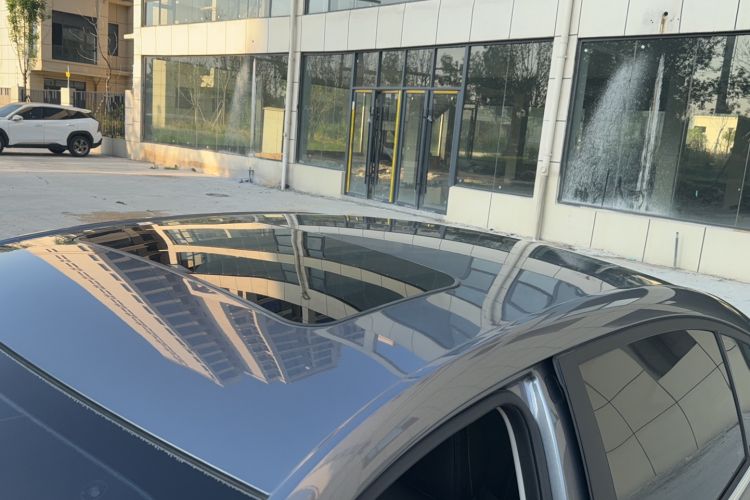 Used Roewe i5 2021 1.5L CVT Diamond Edition Roof