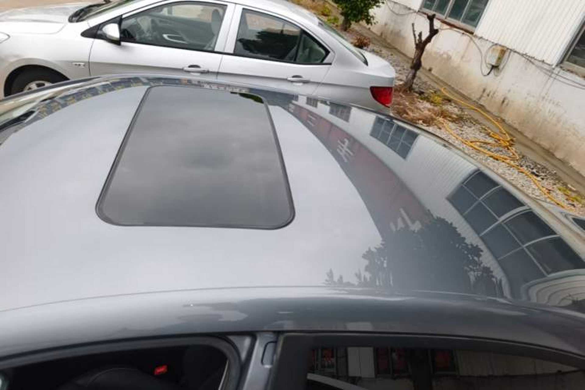 Used Roewe i5 2021 1.5L CVT Diamond Edition Roof